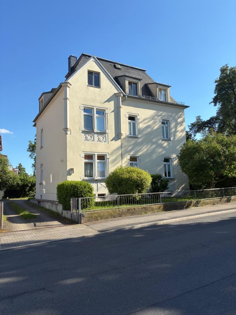 4 Raum ETW mit großem Balkon