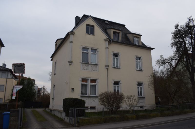 4 Raum ETW mit großem Balkon