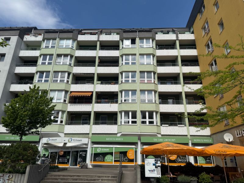 Wohnung mit Balkon und EBK